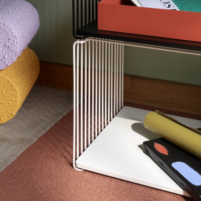 Alternative view of Panton Wire System