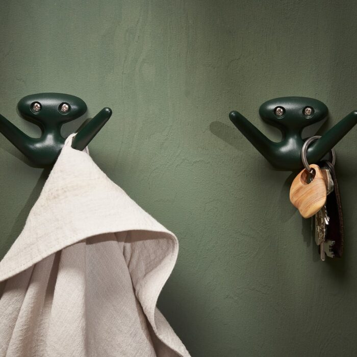 Alternative view of Mama Knagg