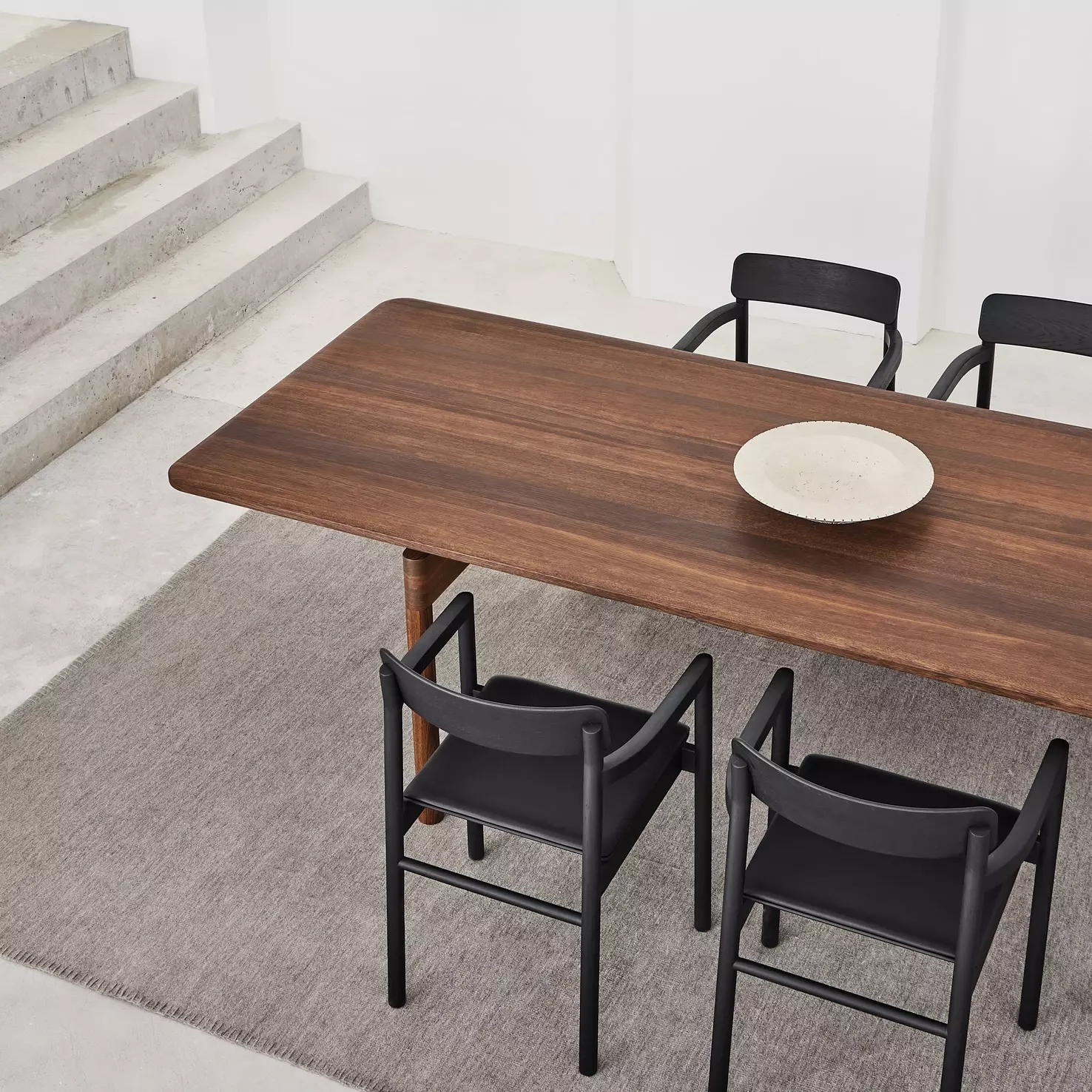 Post Table - Bilde 2