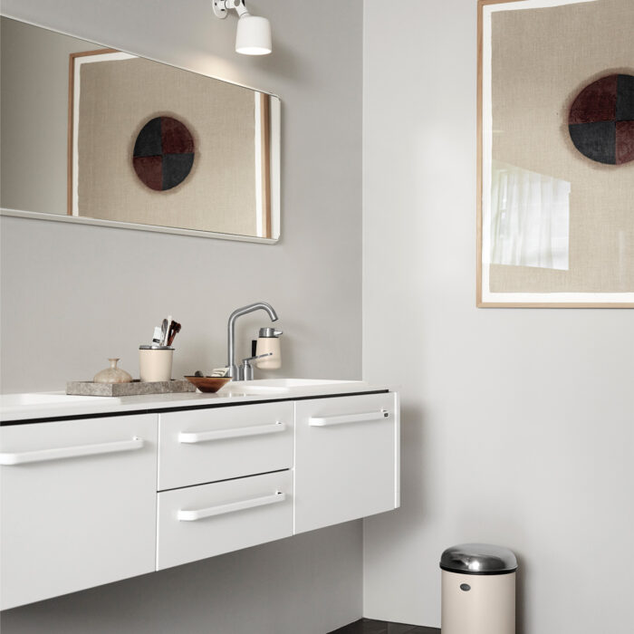 Alternative view of Vipp pedalbøtte