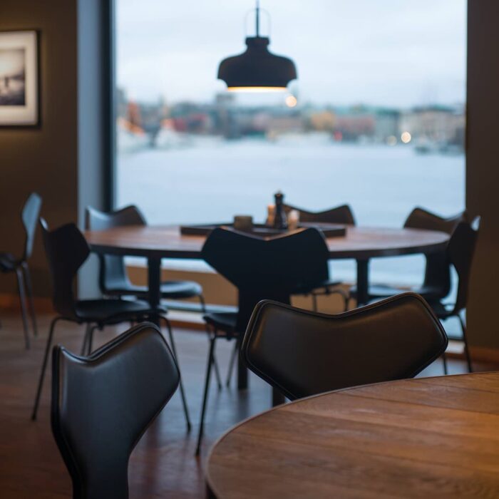 Alternative view of Grand Prix™ 3130 stol forsidepolstret med krom ben