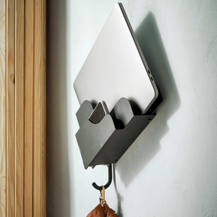 Alternative view of Wall pocket