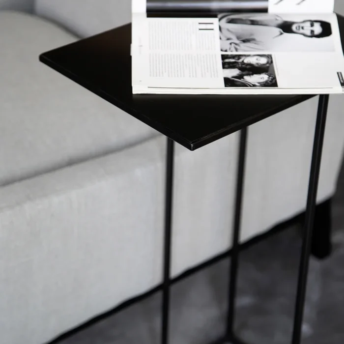 Alternative view of Tarly sidebord