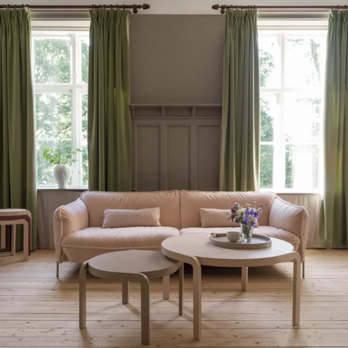 Alternative view of Spin lounge table Ø:85