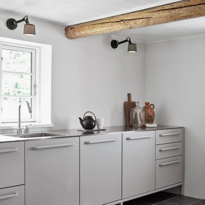 Alternative view of VIPP522 vegglampe Small