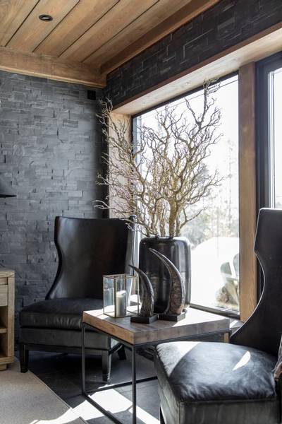 Alternative view of Carlisle sidebord 65x65