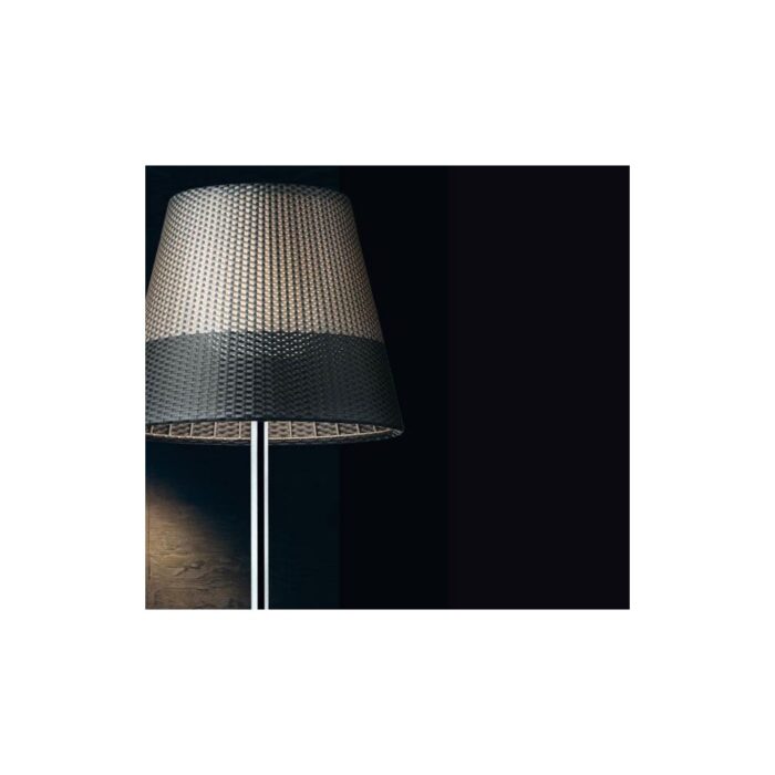 Alternative view of KTribe 3 Outdoor gulvlampe