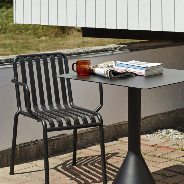 Alternative view of Palissade Cone Table 65x65