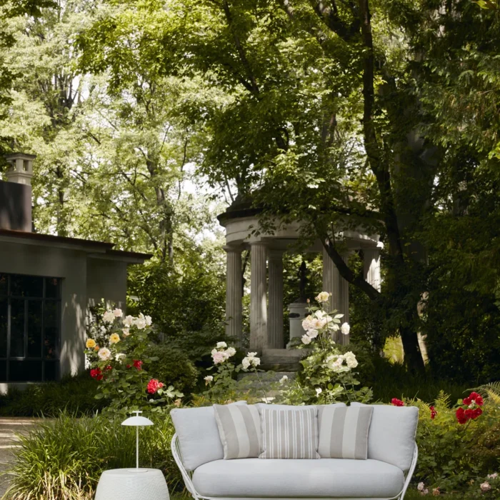 Alternative view of HIRAY utesofa