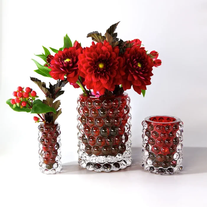 Alternative view of Hurricane Boule Cardinal Red