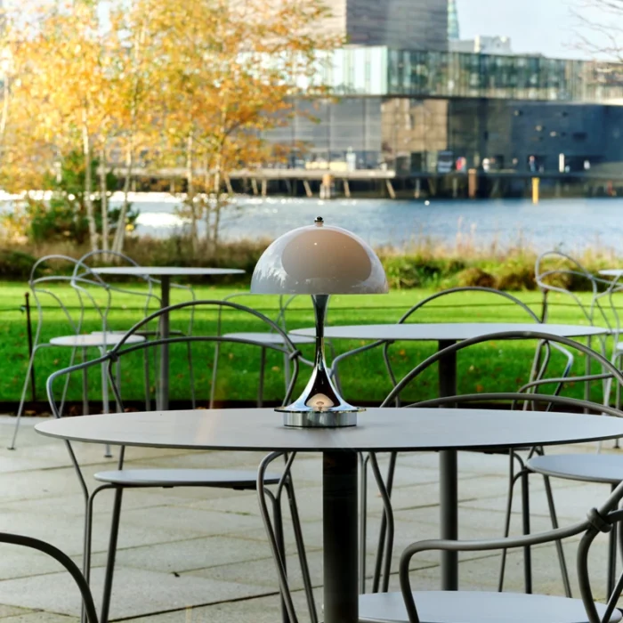 Alternative view of Panthella 160 oppladbar lampe - The Originals